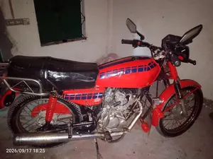 Honda 2007 Red