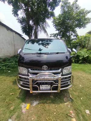 টয়োটা হাইস ২০০৫ ব্ল্যাক