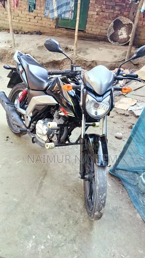 সুজুকি জিএসএক্স ১২৫ ২০২১ কালো