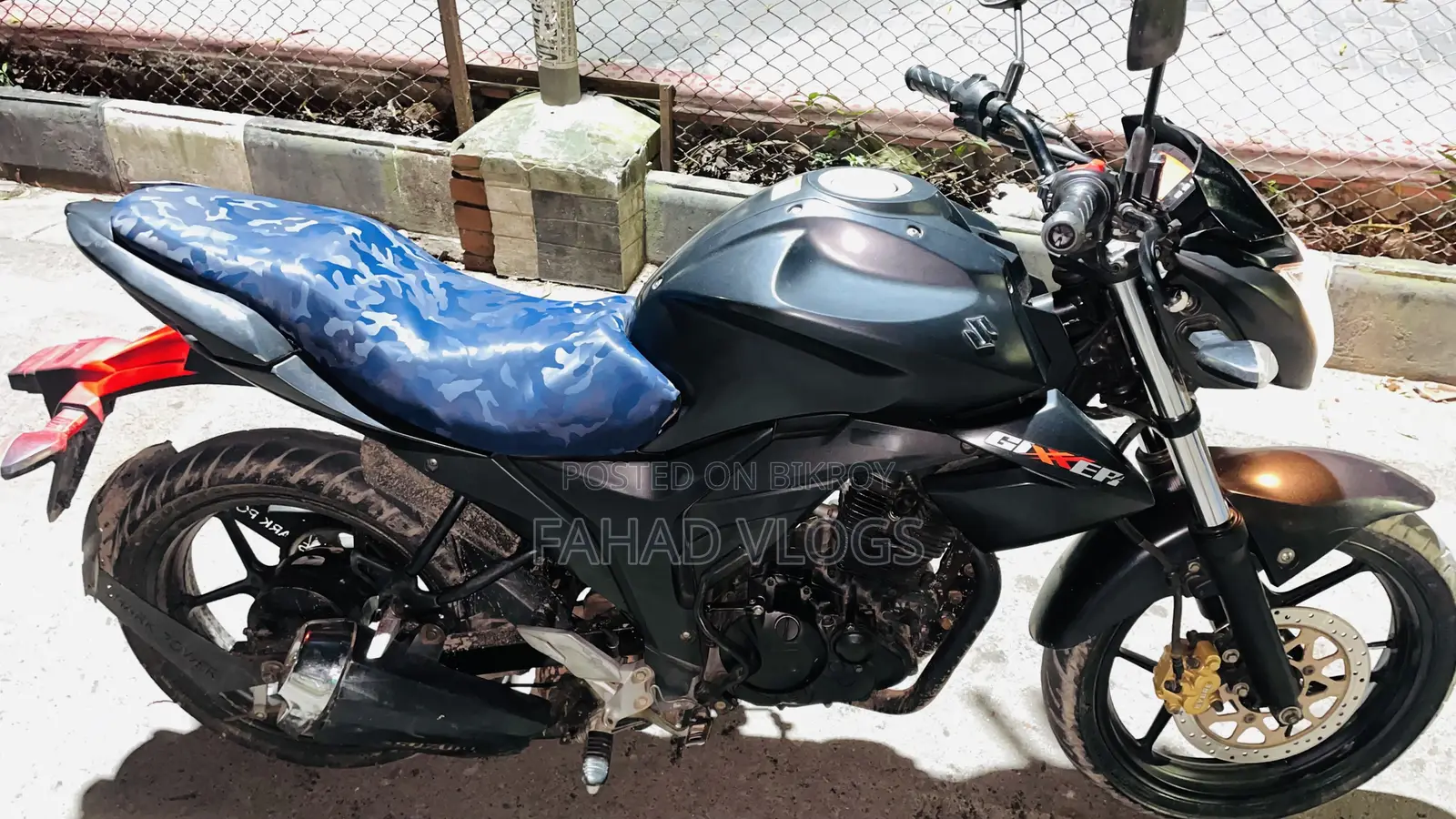 Suzuki Gixxer 2023 Gray