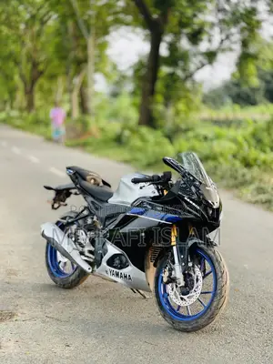 Yamaha R15M 2023 Black