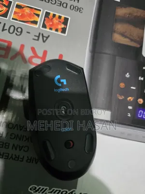 Logitech G304 Lightspeed Wireless Gaming Mouse — Almost New