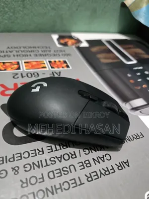 Logitech G304 Lightspeed Wireless Gaming Mouse — Almost New