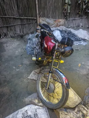 Yamaha DT125 2014 Red