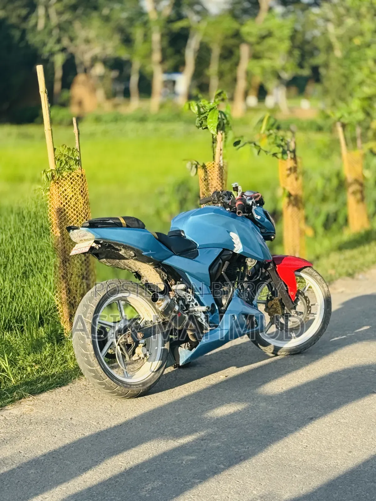 TVS Apache 160 4V 2020 Red