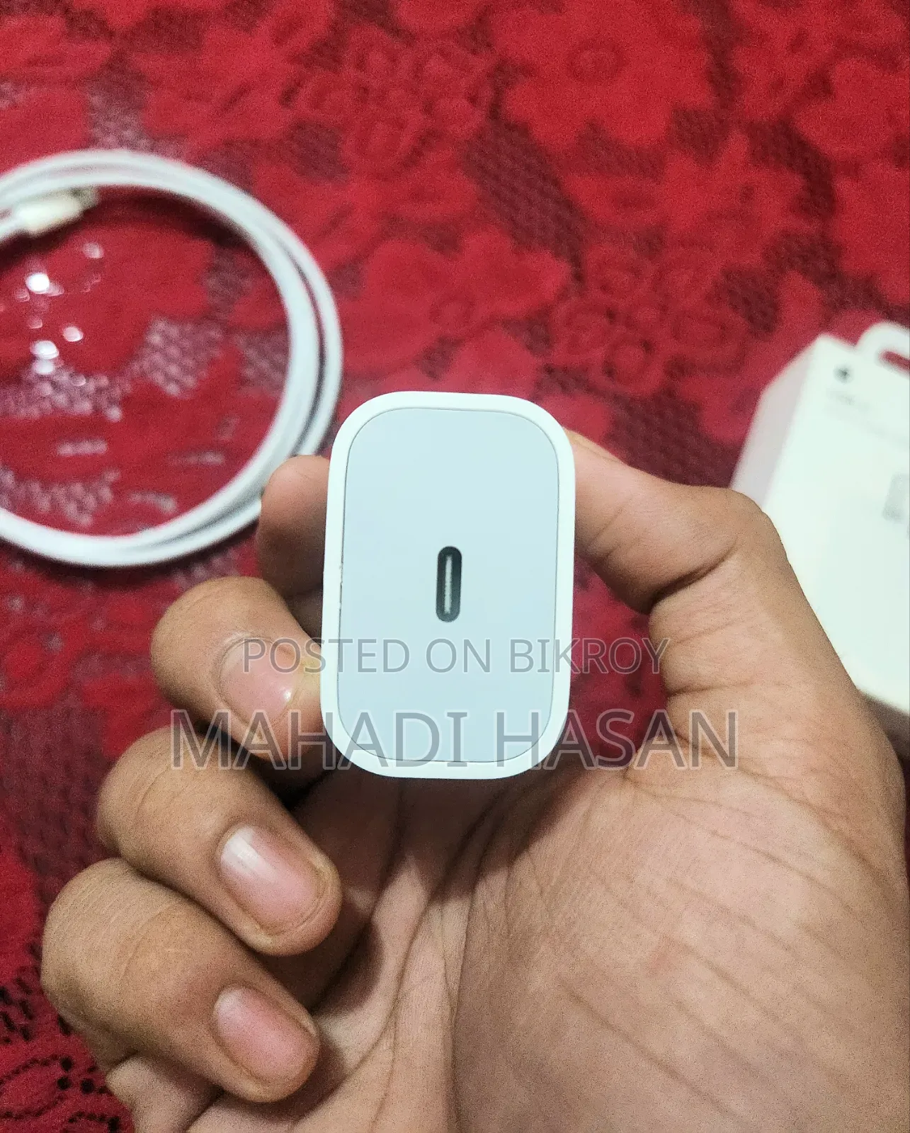 আইফোন অফিশিয়াল চার্জার উইথ বক্স ইউজড লাইক নিউ