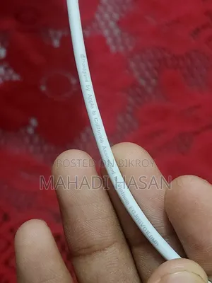 আইফোন অফিশিয়াল চার্জার উইথ বক্স ইউজড লাইক নিউ