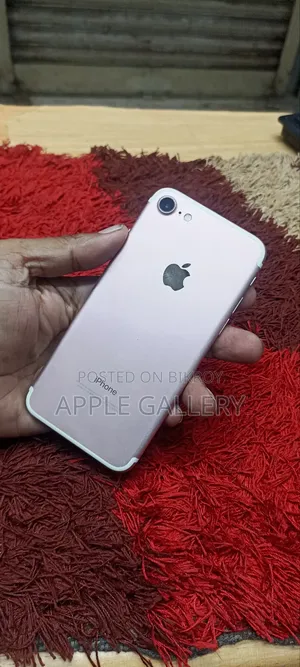 অ্যাপল আইফোন ৭ ৩২ জিবি পিংক