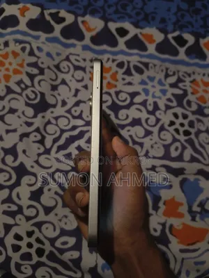 টেকনো স্পার্ক গো ১২৮ জিবি হোয়াইট