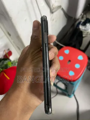 Apple iPhone XS 64 GB Black