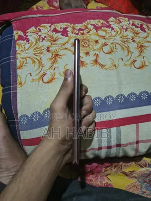 Vivo V29 5G ২৫৬ জিবি গোল্ড