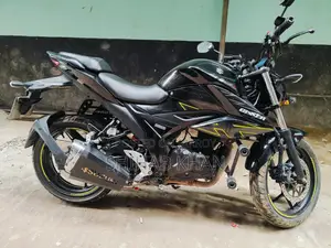 Suzuki Gixxer 2024 Black