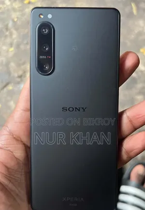 সনি এক্সপেরিয়া ৫ আইভি ১২৮ জিবি ব্ল্যাক