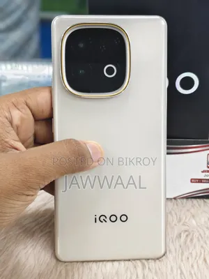 Vivo iQOO Z10 Turbo+ 256 GB Gold