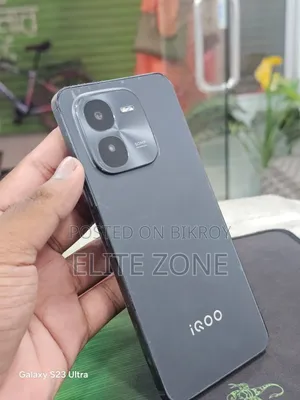 iQOO Z9x 128 GB Black