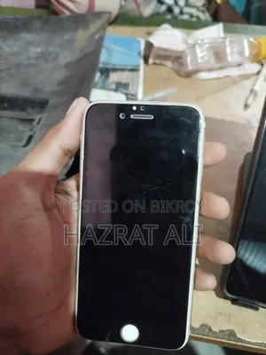অ্যাপল আইফোন ৬ ৬৪ জিবি হোয়াইট
