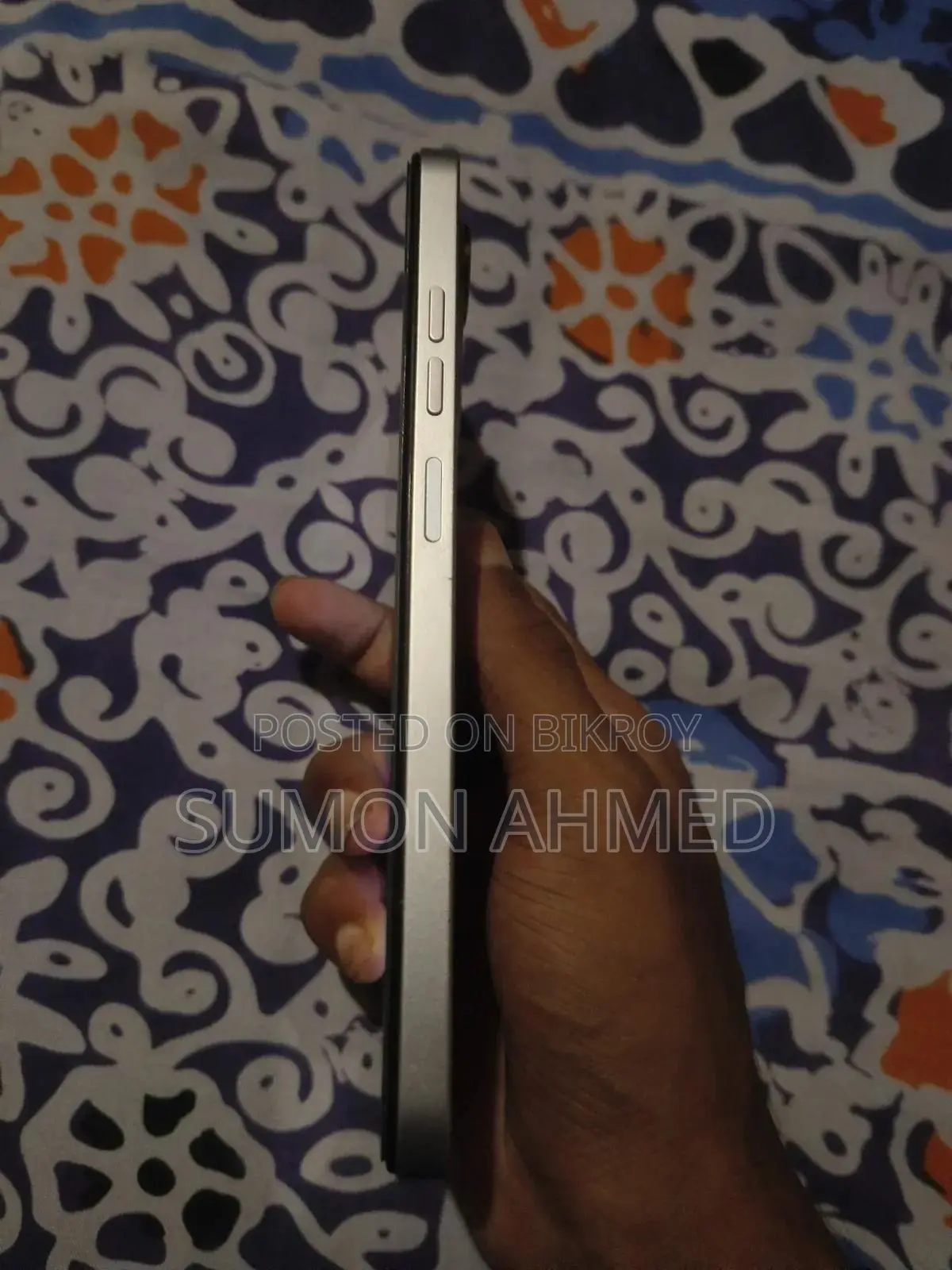 টেকনো স্পার্ক গো ১২৮ জিবি হোয়াইট