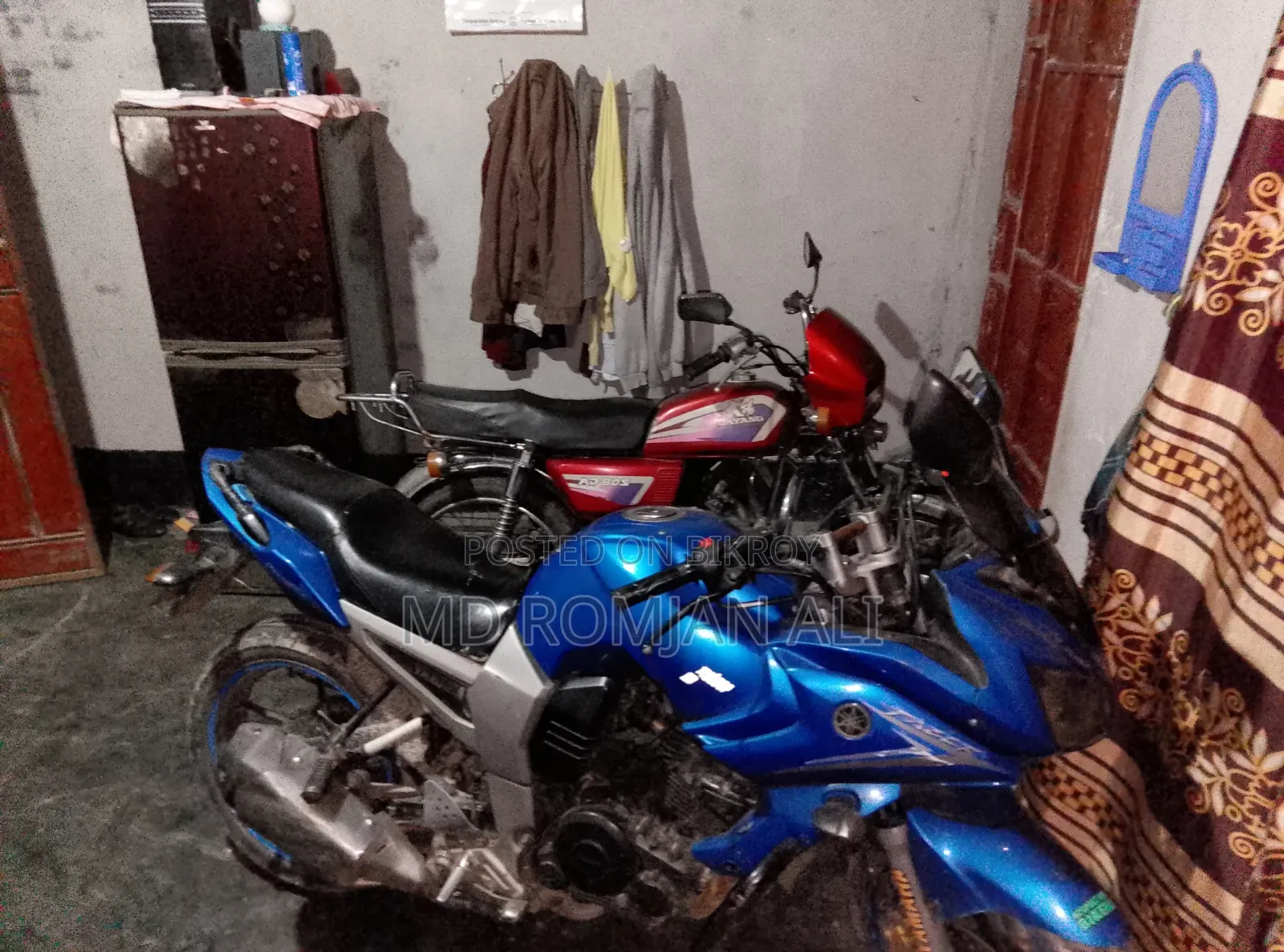 Yamaha 2010 Blue