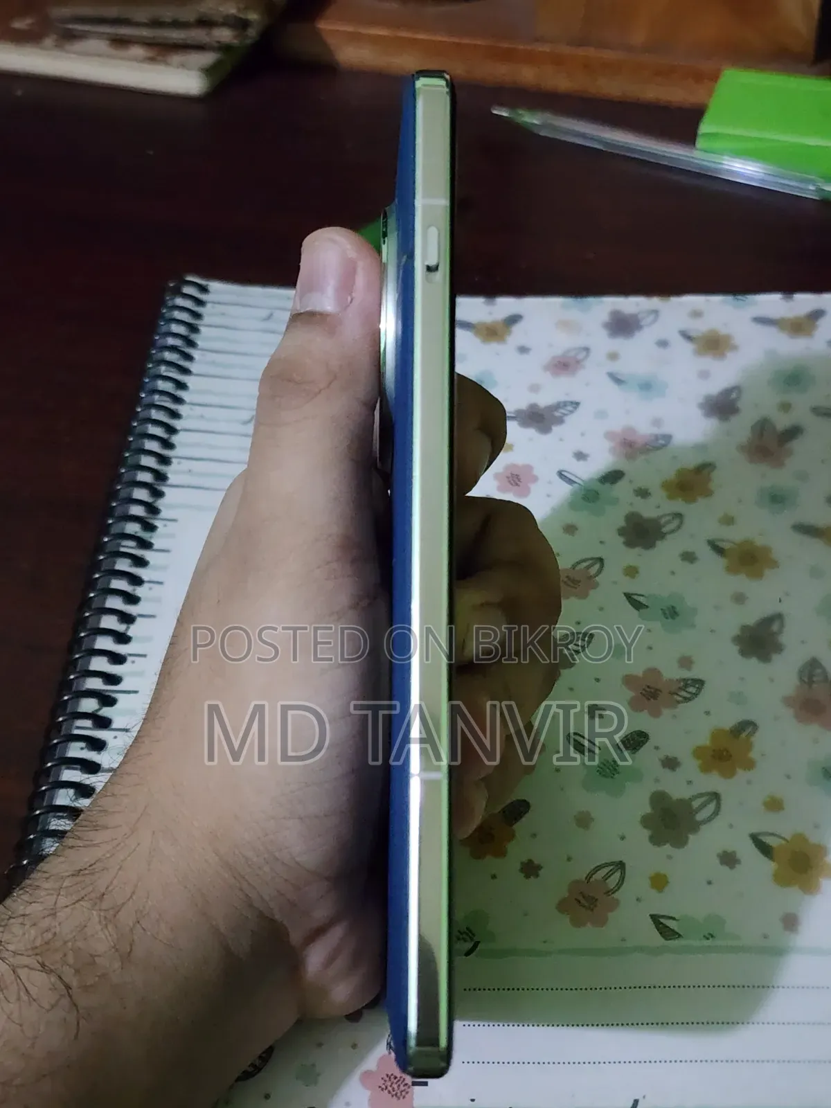 ওয়ানপ্লাস ১৩ ৫১২ জিবি নীল