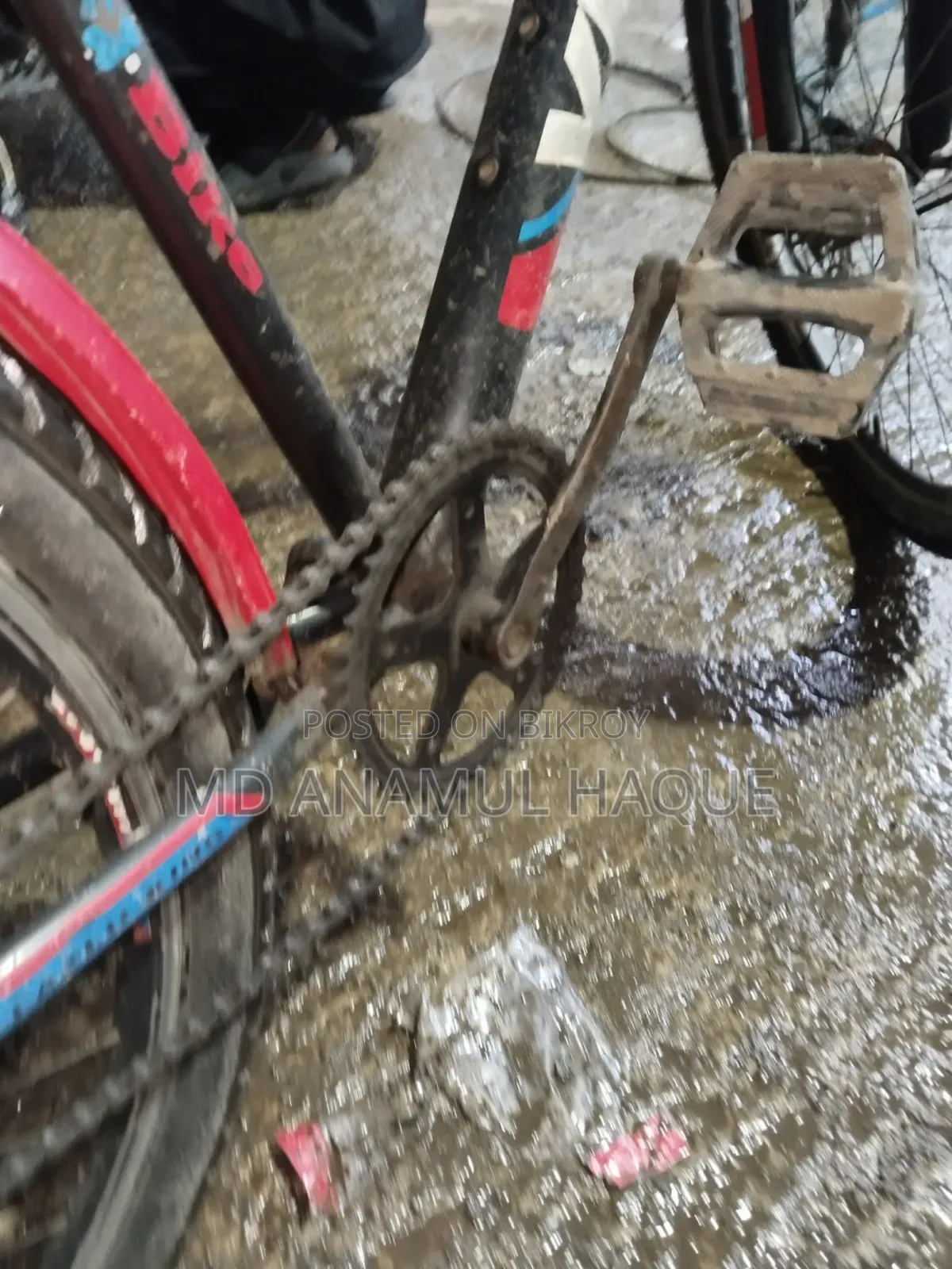 A good quality second-hand Phoenix bicycle will be sold
