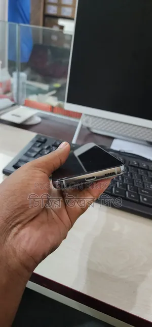 স্যামসাং গ্যালাক্সি এস২০ ১২৮ জিবি গ্রাফাইট