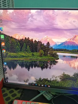 Desktop Computer HP 8GB SSD 140GB