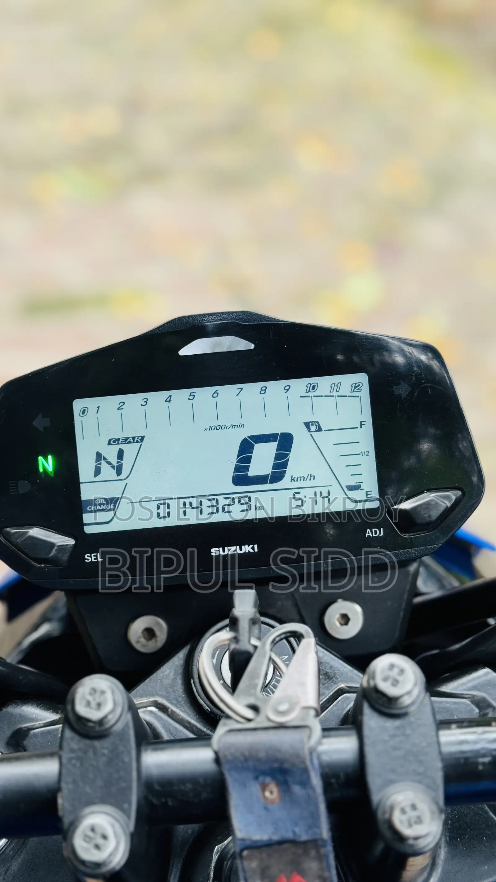 সুজুকি জিক্সার ২০২৪ নীল