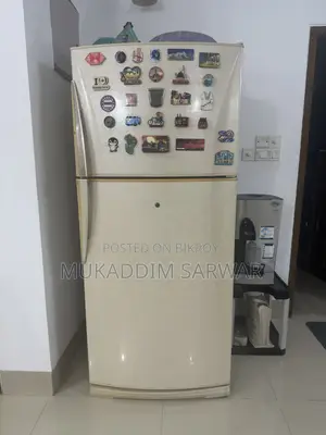 শার্প রেফ্রিজারেটর (ব্যবহৃত) বিক্রয়ের জন্য
