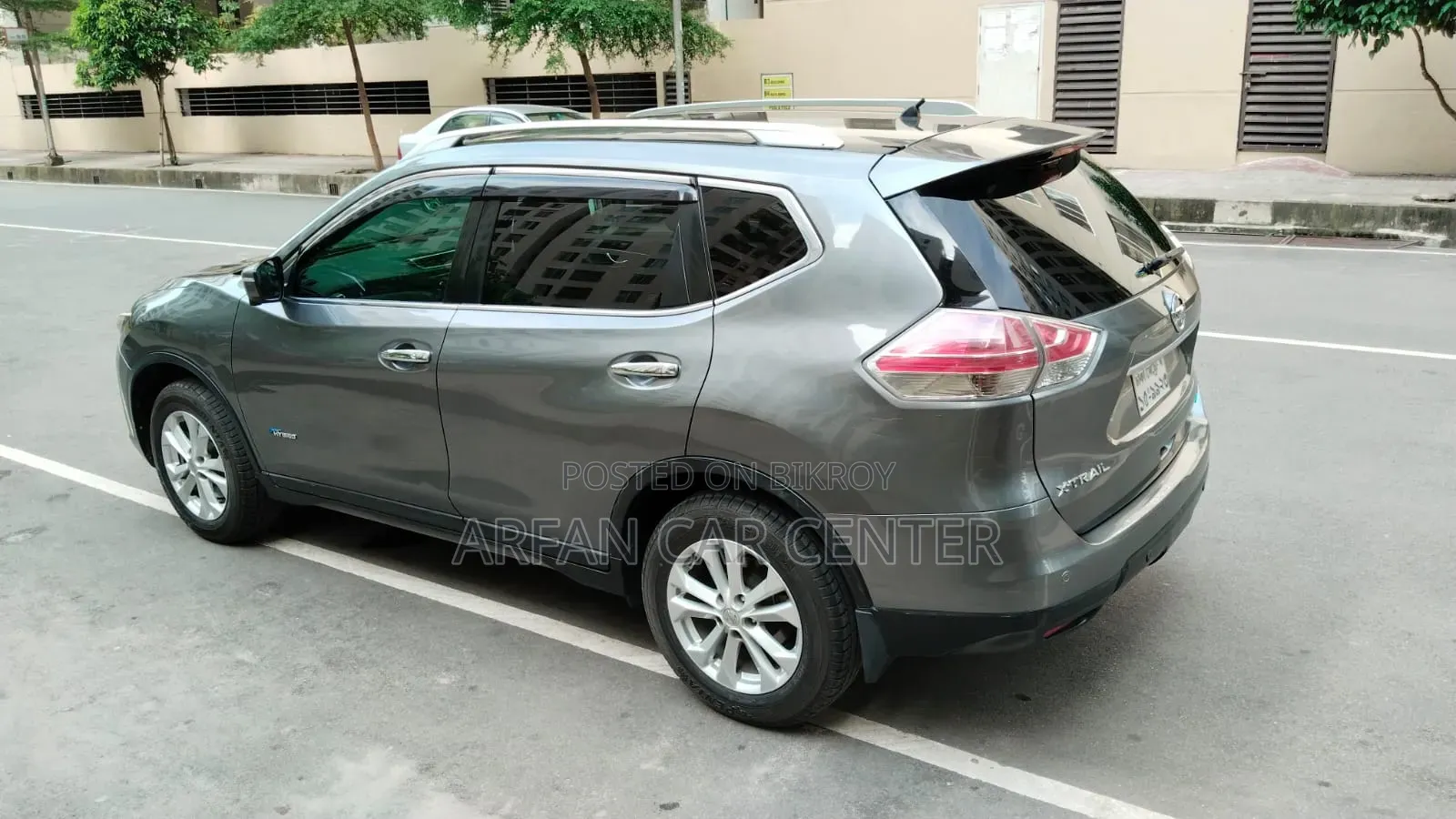 Nissan X-Trail 2.0 Hybrid Four Wheel Drive 2016 Gray