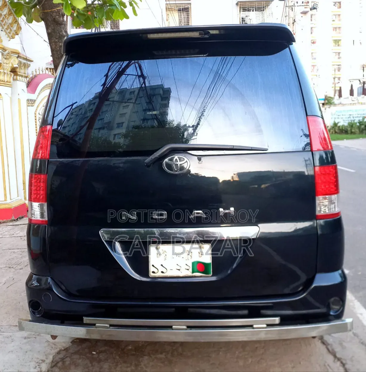 Toyota Noah 2.0 Front Wheel Drive (8 Seater) 2005 Black