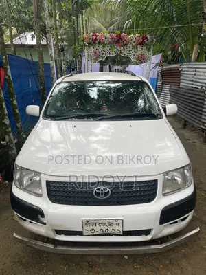 Toyota Succeed 2005 White