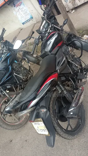 বাজাজ ডিসকভার ১১০ ২০২১ কালো
