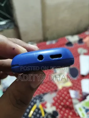 নোকিয়া ১০৫ নীল