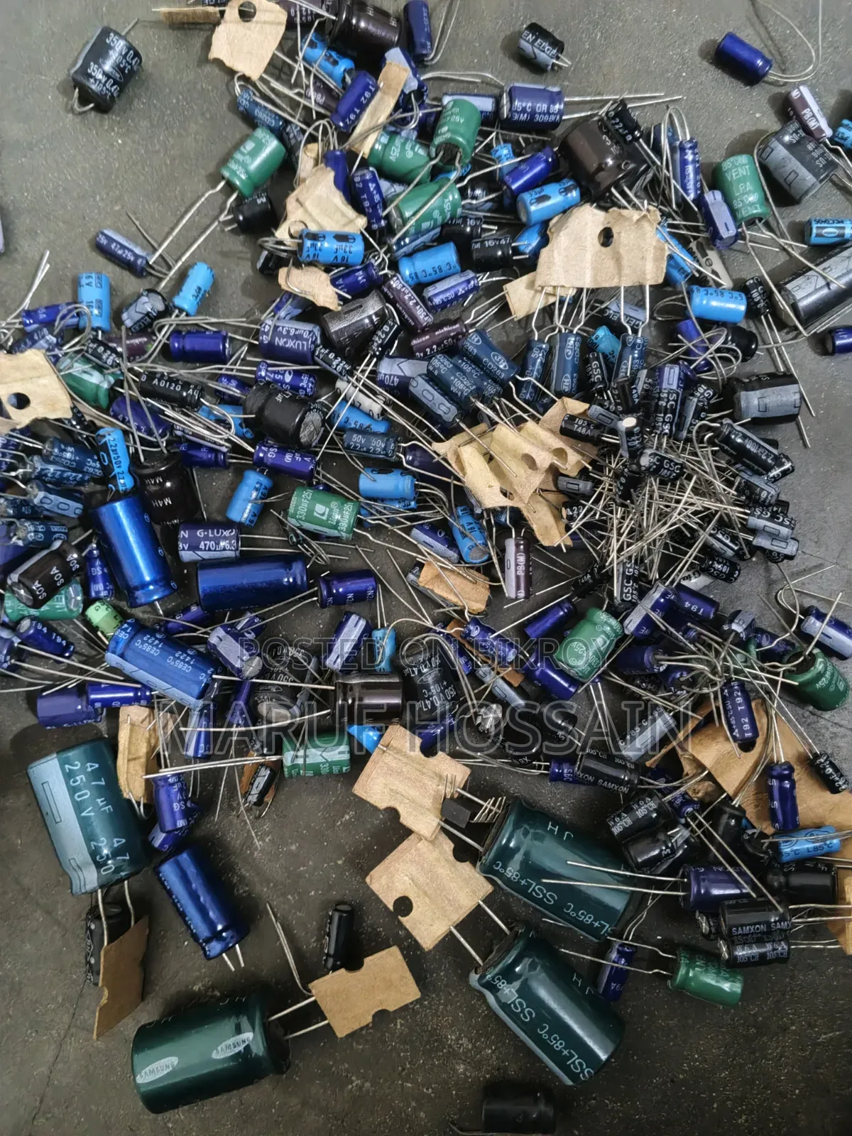 Wholesale Capacitor Lot for Sale (Intact 4.5 - 5 Thousand Pieces)