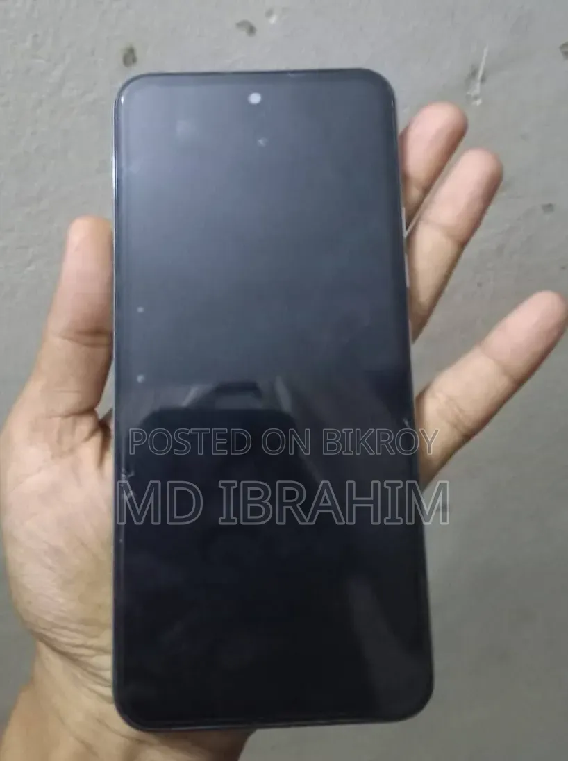 টেকনো স্পার্ক ৪০ ১২৮ জিবি হোয়াইট