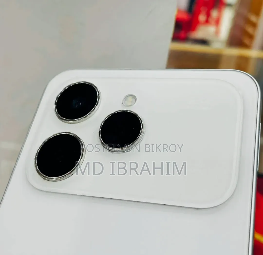 টেকনো স্পার্ক ৪০ ১২৮ জিবি হোয়াইট