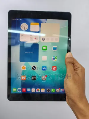 Apple iPad 10.2 (2021) 64 GB Gray