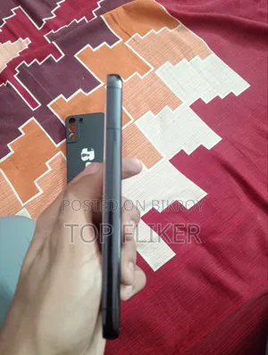 Samsung Galaxy S22 5G 128 GB Gold