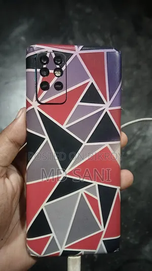 ইনফিনিক্স নোট ৮আই ১২৮ জিবি নীল