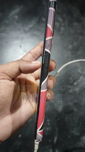 ইনফিনিক্স নোট ৮আই ১২৮ জিবি নীল