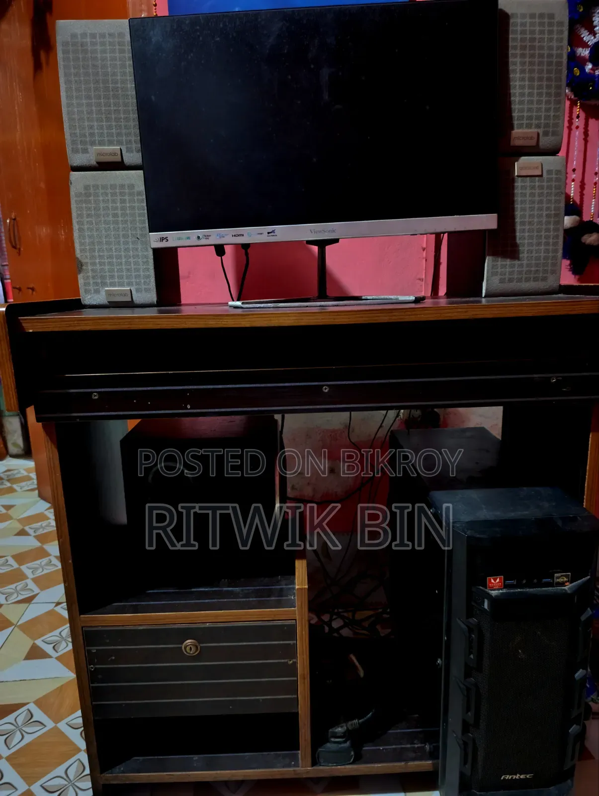 Desktop Computer 4GB AMD Ryzen 3 SSD 256GB