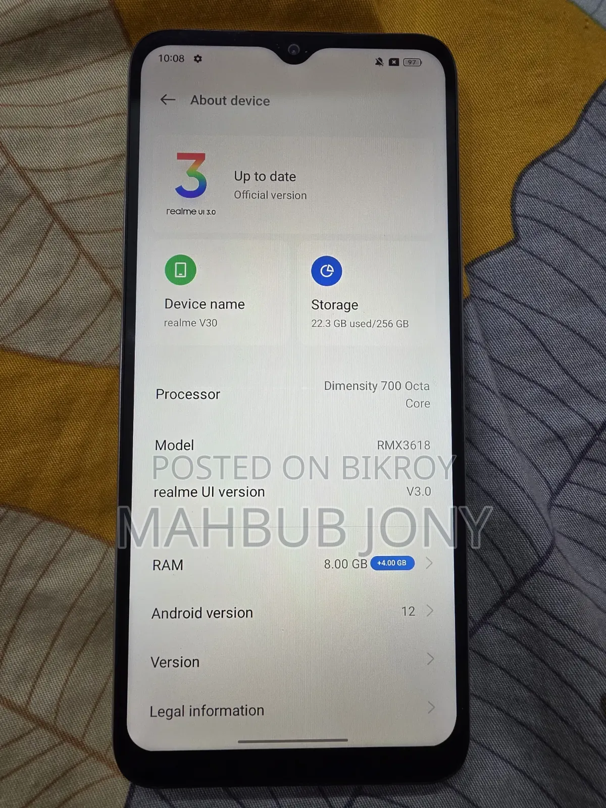 রিয়েলমি ভি৩০ ১২৮ জিবি গোল্ড