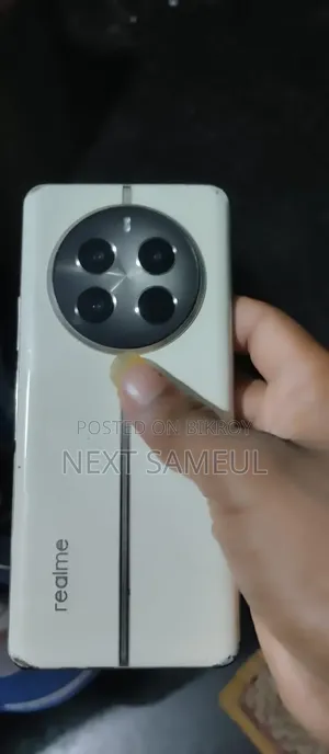 রিয়েলমি ১২ প্রো ১২৮ জিবি গোল্ড