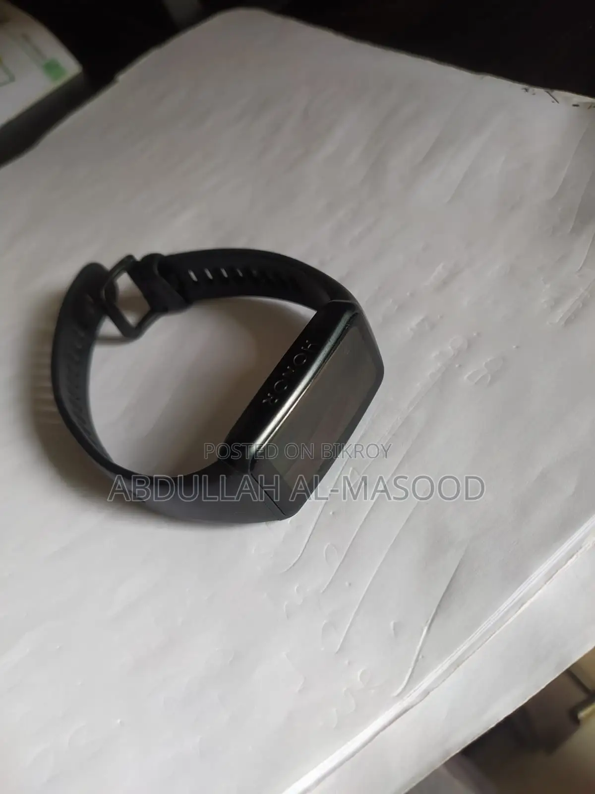 অনার ব্যান্ড ৬ স্মার্ট ব্যান্ড