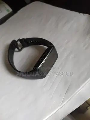 অনার ব্যান্ড ৬ স্মার্ট ব্যান্ড