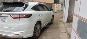 Toyota Harrier 2018 Pearl