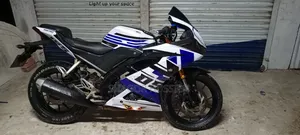 Yamaha R15 V3 2018 Blue