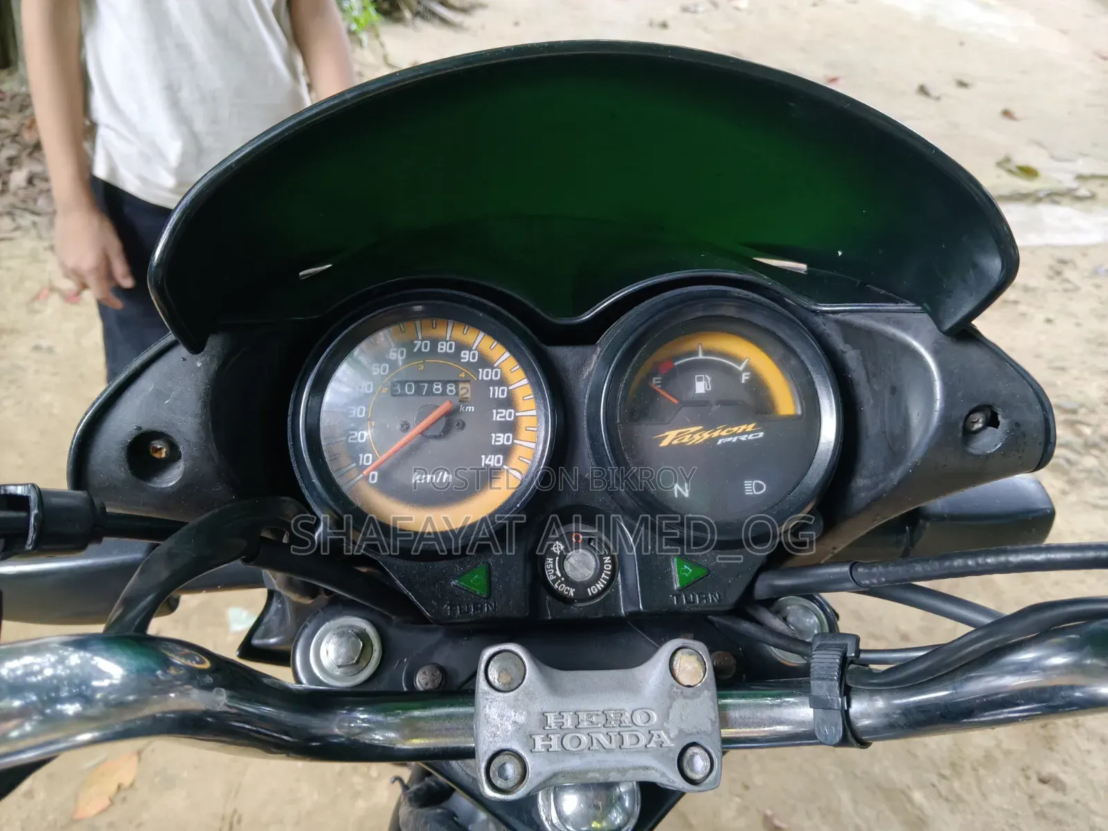 মোটরসাইকেল ২০০৯ কালো