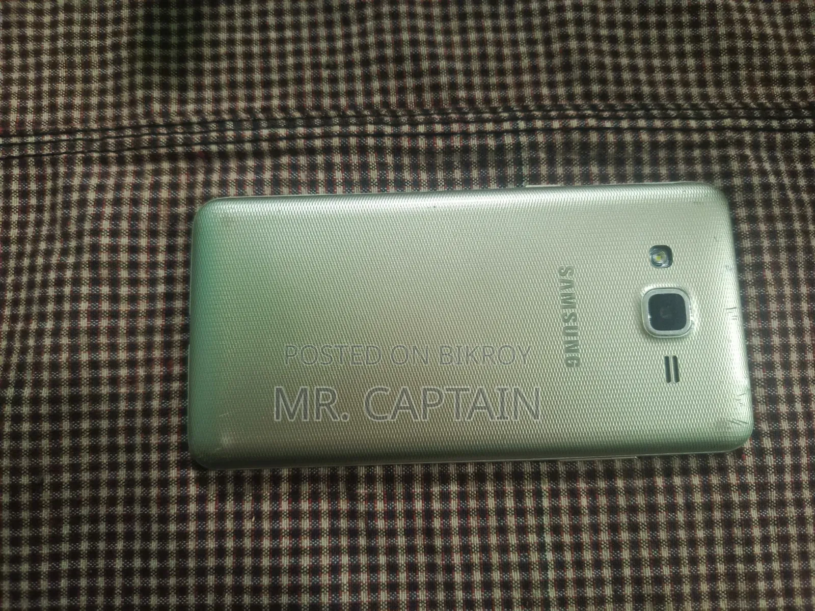 Samsung Galaxy J2 8 GB Gold