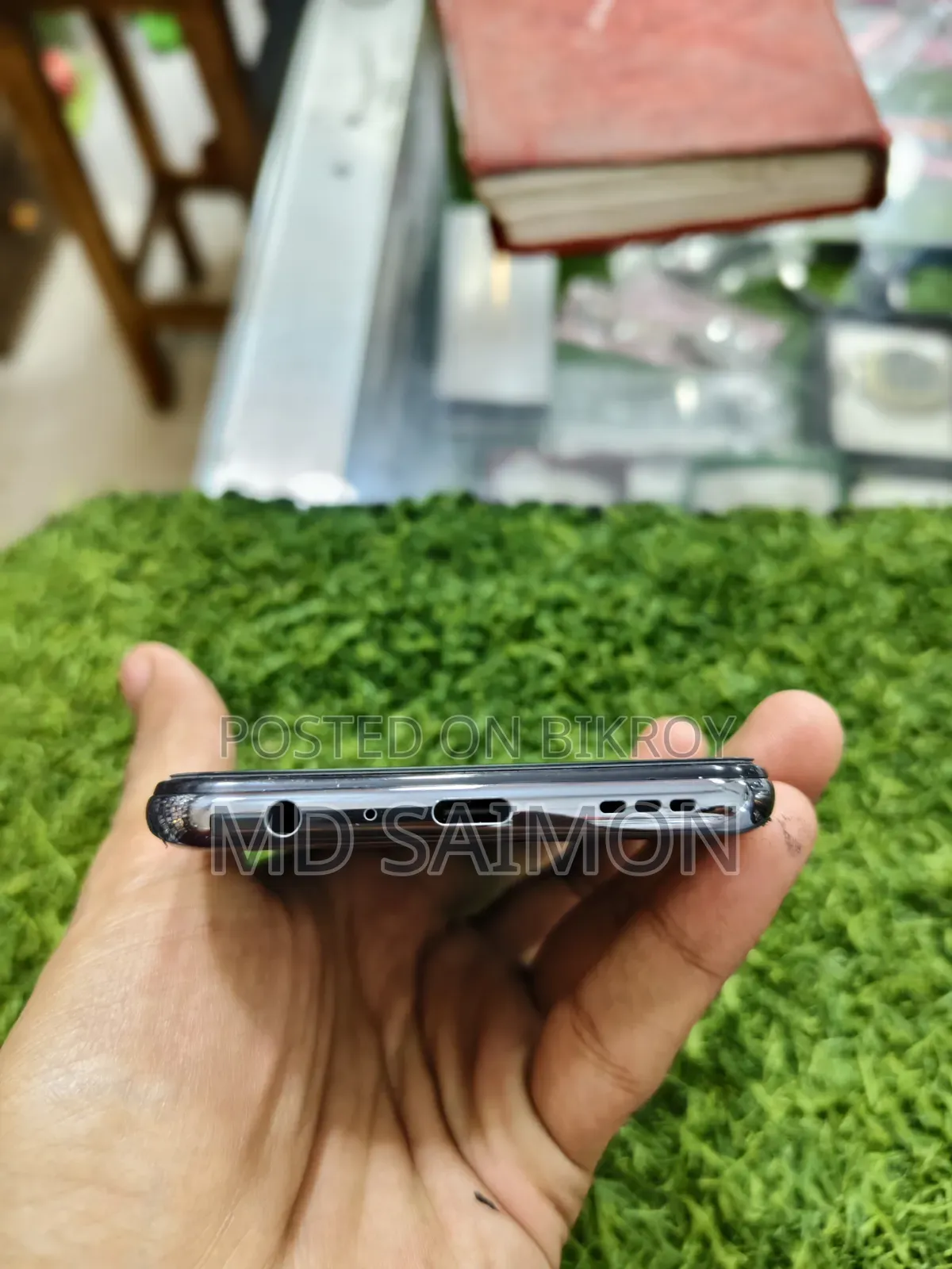 রিয়েলমি জিটি মাস্টার এডিশন ১২৮ জিবি ব্ল্যাক